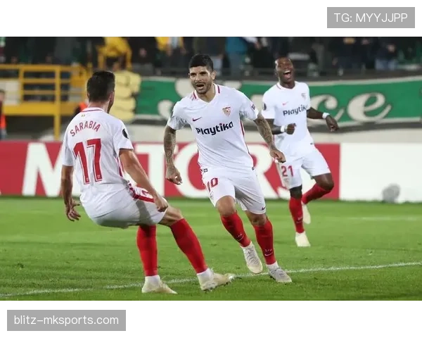 塞维利亚防线稳固助球队豪取连胜，状态回暖获广泛赞誉